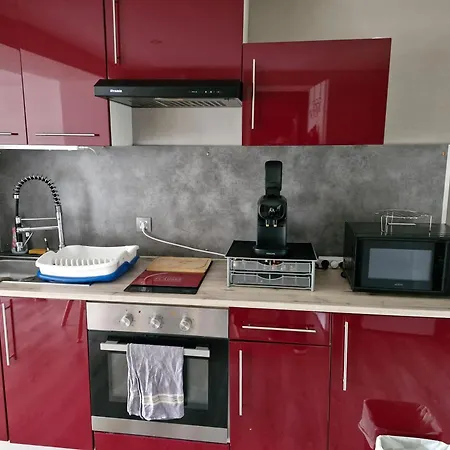 Joli Studio Une Piece 15Min A Pied Centre Depinal 4 Personnes Grace Au Canape Lit, Parking Prive Gratuit Et Parking Exterieur Gratuit Machine A Laver Tv Wifi Machine A Cafe Linge De Lit Et Serviettes Fournis Chantraine Exterior foto
